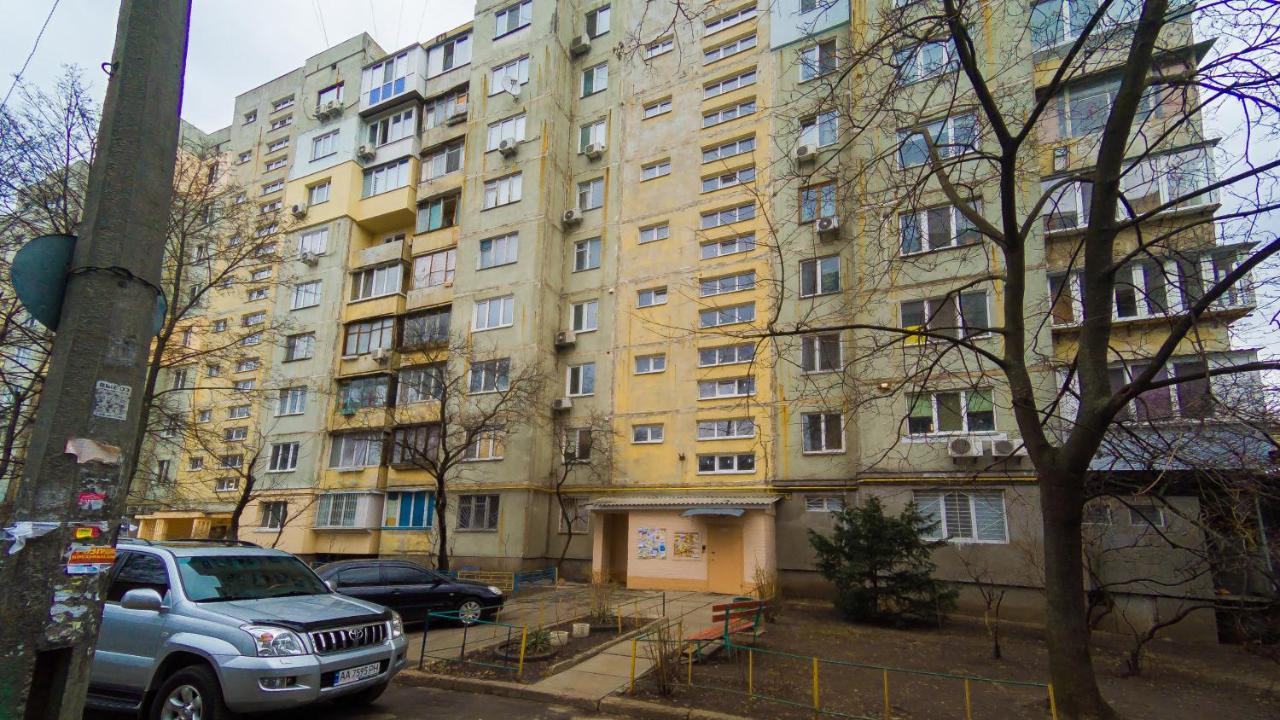 Kvartirkoff Na Ozernaya 26 Kiev Ngoại thất bức ảnh