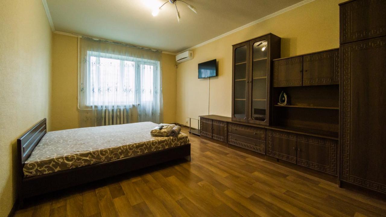 Kvartirkoff Na Ozernaya 26 Kiev Ngoại thất bức ảnh